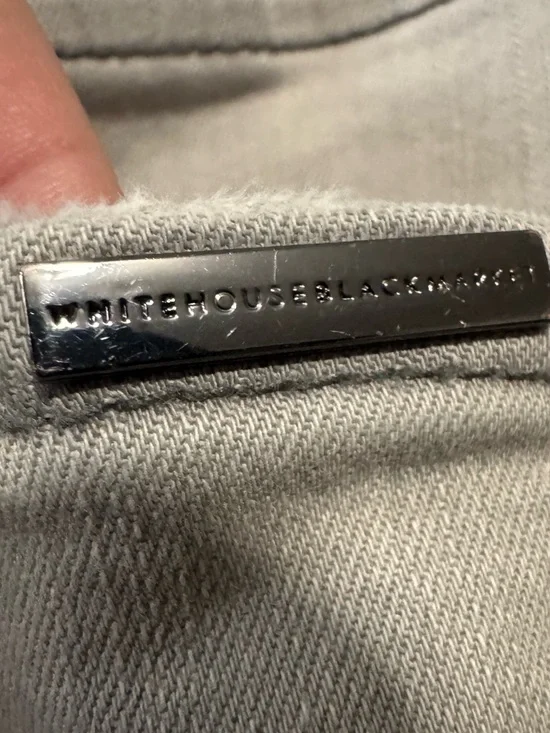 WHBM HIGH-RISE DENİM LEGGING
JEANIE DENIM IN GRAY CHARCOAL WASH - Picture 9 of 16